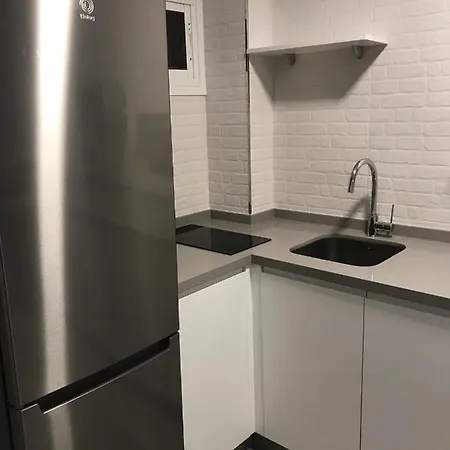 Hercules 712 Estudio Apartment